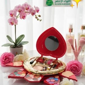 Luxurious heart shaped makeup set – Flower Lover Makeup Kit A complete beauty set, the perfect gift (3)